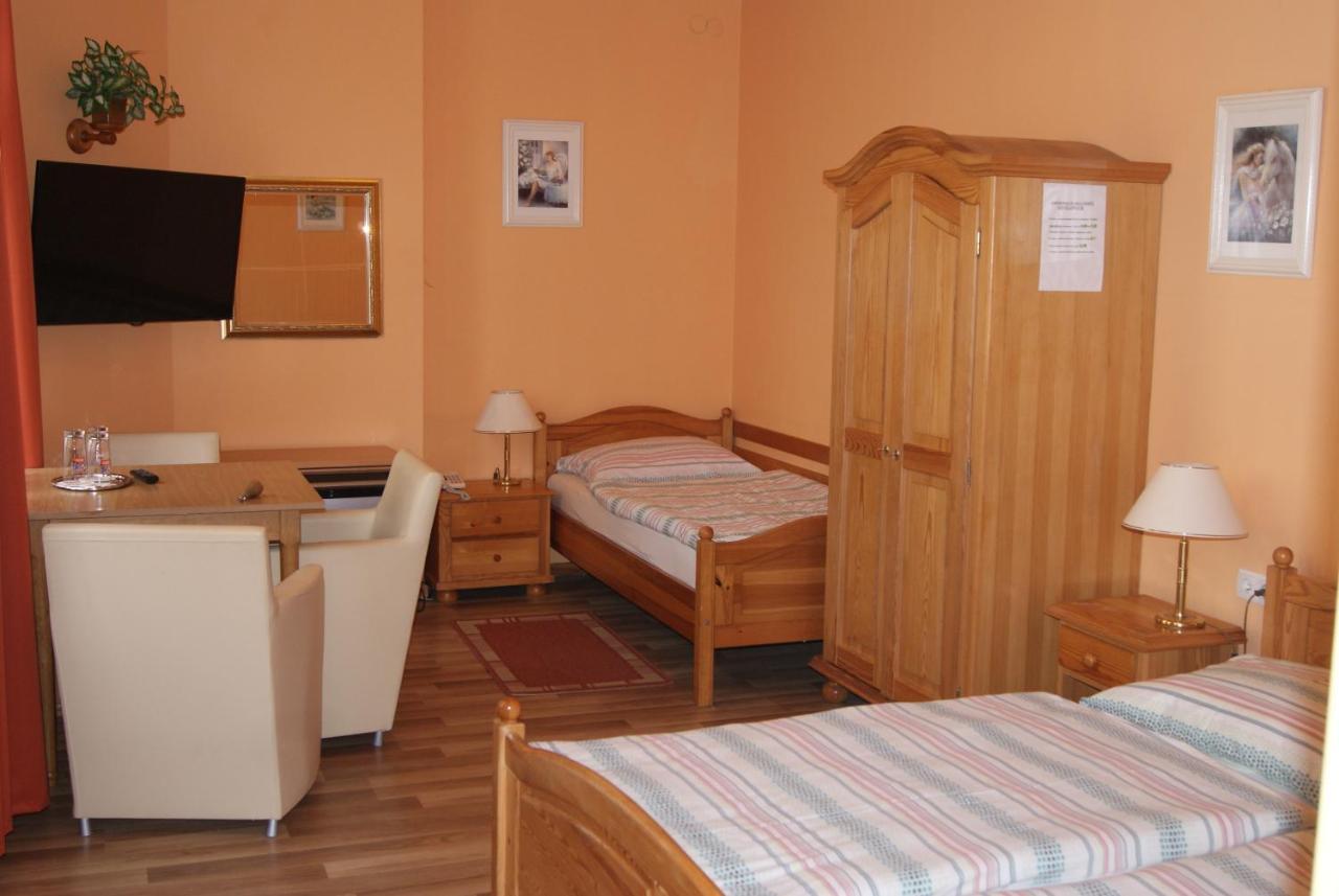 Hotel Alga Ustka Exteriör bild